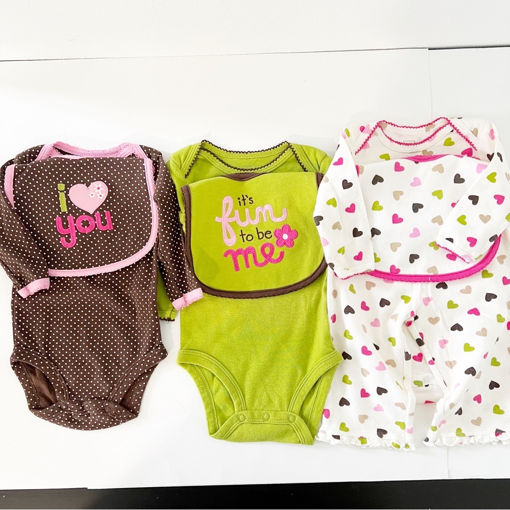 Bundle of 3 Long Sleeve Onesies and Matching Bibs-6 months